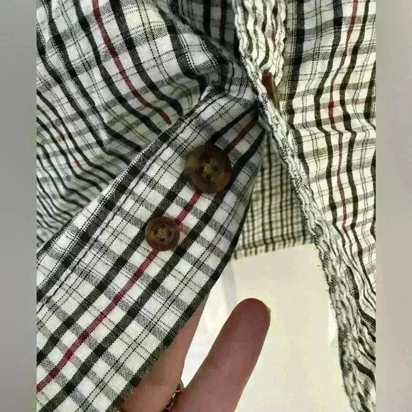 Carhartt Men's Medium
100% Cotton Relaxed Fit Work Or Casual Shirt! - Picture 4 of 11